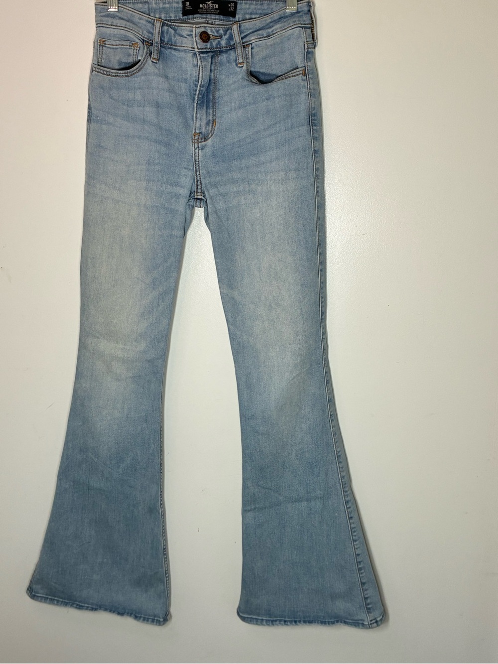 Hollister High-Rise Vintage Flare Jeans Size 26 x 32 Light Wash 3R